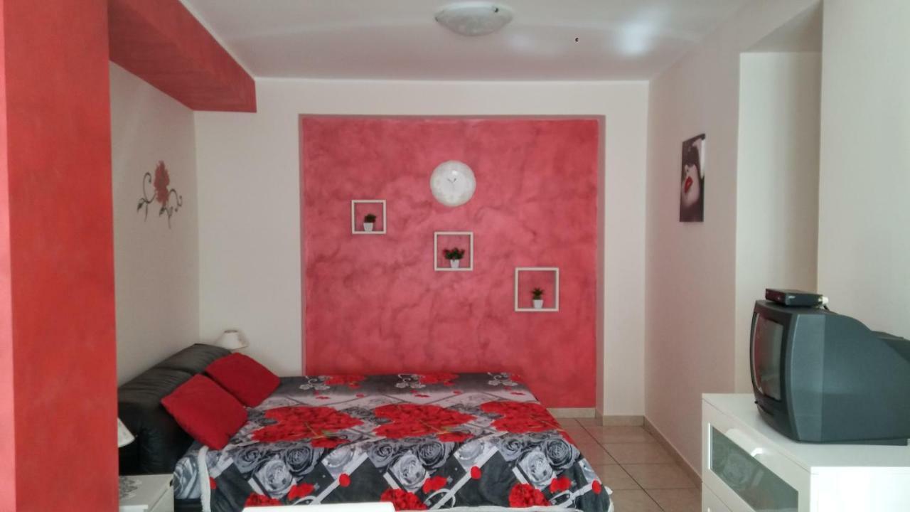 B&B Le Tre Gemme Junior 伦蒂尼 外观 照片